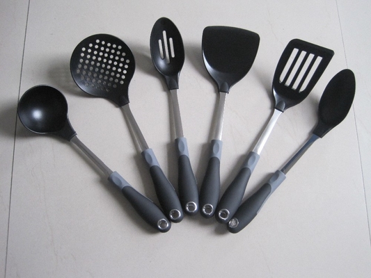 Flexible Kitchen Utensils Set for Any Color Kitchen and Design Heat Resistant Utensils